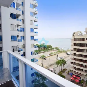 Apartamento Con Balcon Y Vista - Piso 8 , Cartagena Colombia